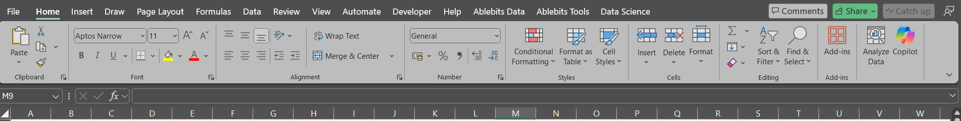 Excel-Benutzeroberfläche mit grauer Menüleiste, Symbolen für Schriftart, Bedingte Formatierung, Einfügen und Formate. Reiter wie Home und Insert sichtbar.